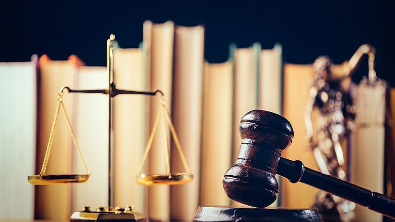 Prawo – rozprawa z mitami na temat kierunku