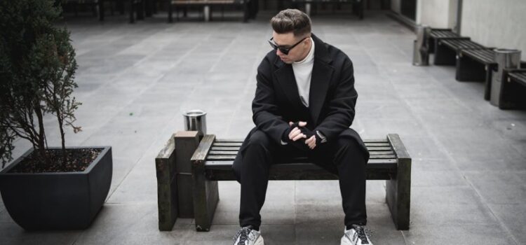 Zimowy komfort w modnym wydaniu. Dlaczego joggery męskie to Twój nowy ulubiony element garderoby?